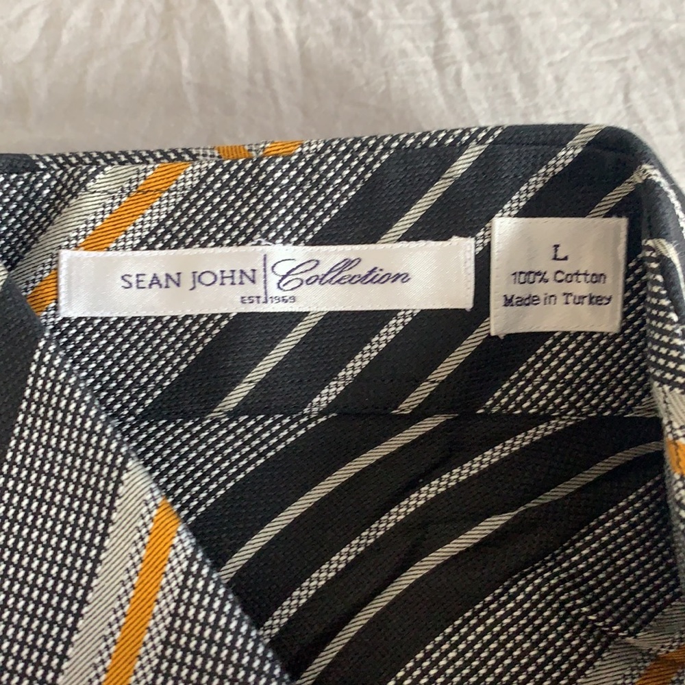 Men’s button down - Picture 4 of 6